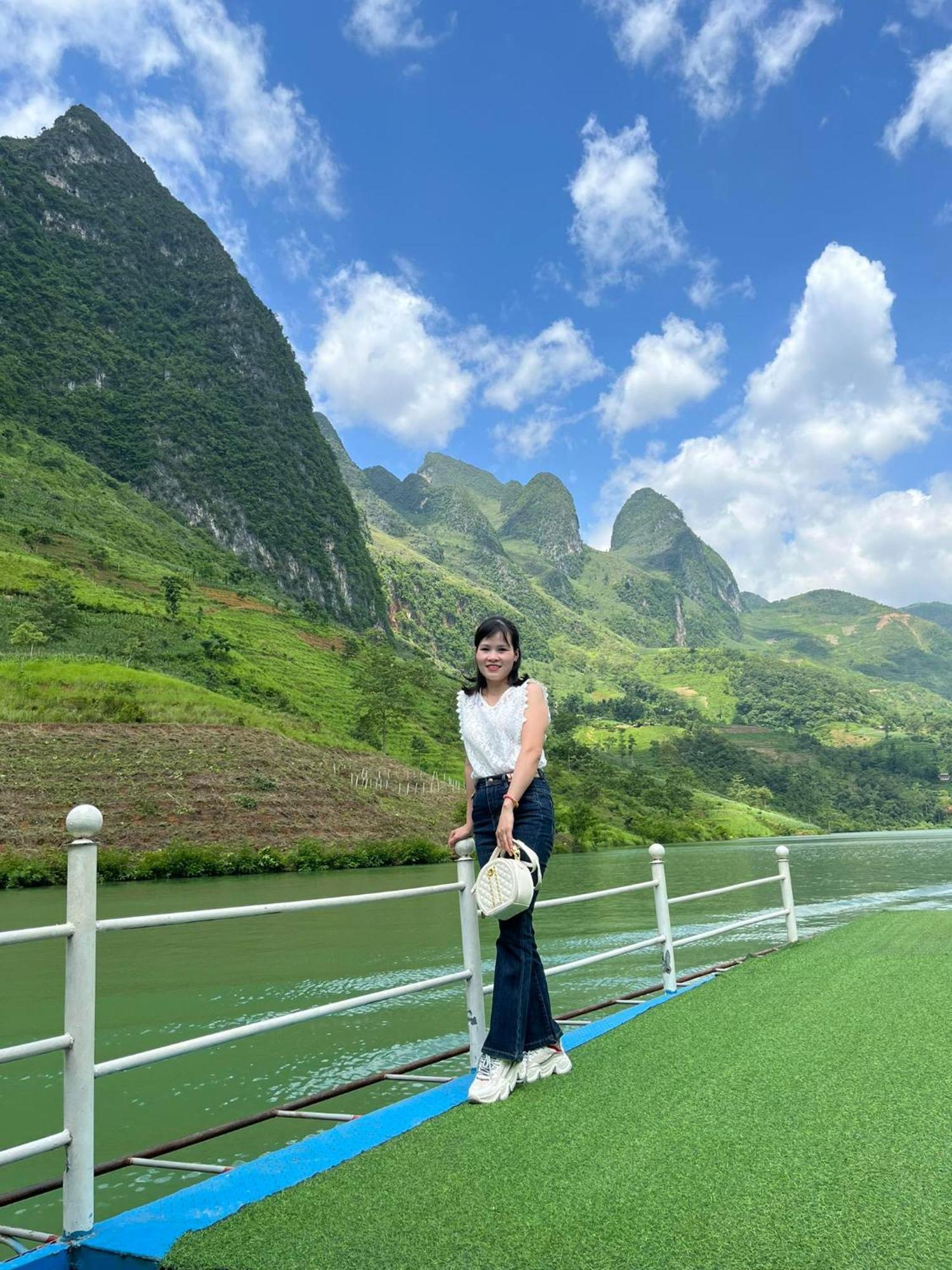 Nha Nghi Anh Van دونغ فان المظهر الخارجي الصورة