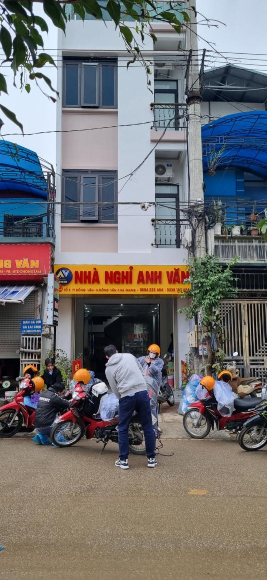 Nha Nghi Anh Van دونغ فان المظهر الخارجي الصورة